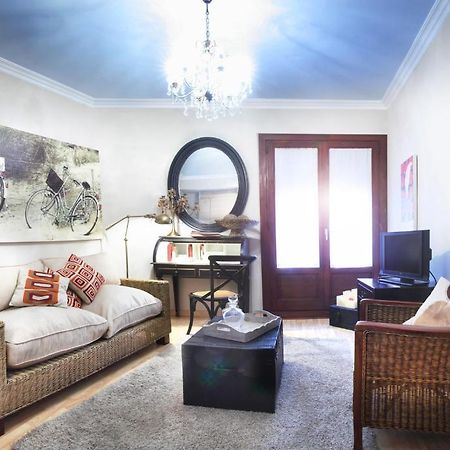 Apartamentos Alcoba De Baco Барбастро Номер фото